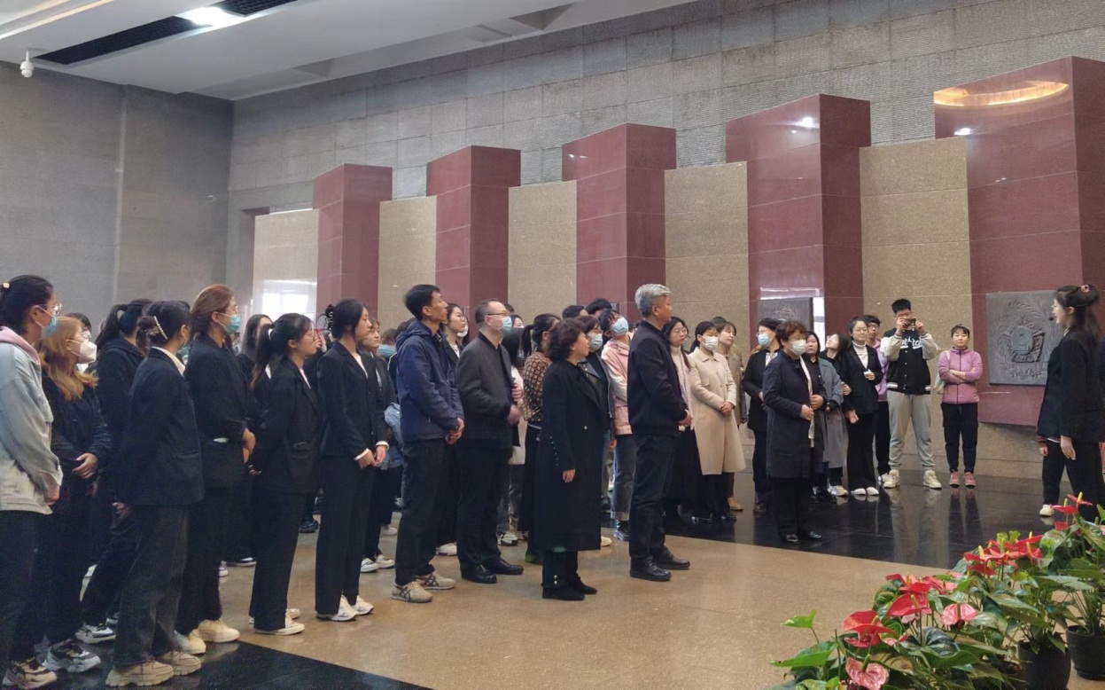 说明: H:\学院办公室\2023年\学院新闻\食品与健康学院“弘扬英烈精神,激发奋进力量”报道\2.jpg
